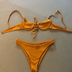Women’s bathing suit